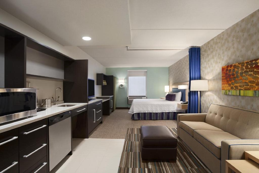 Room image 2