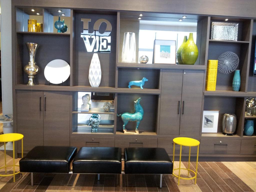 Room image 1